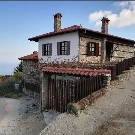 πέτρινο αρχοντικό